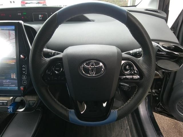 TOYOTA PRIUS PHV 2020 Image 31