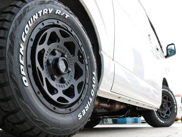 TOYOTA HIACE VAN 4WD 2022 Image 31