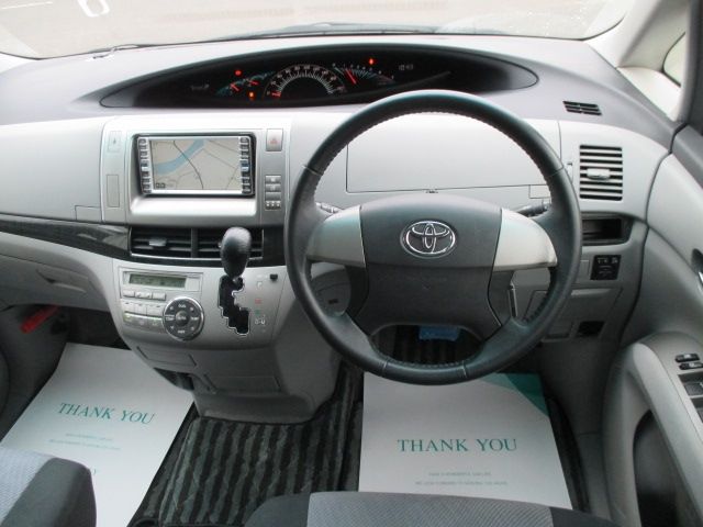 TOYOTA ESTIMA 2006 Image 31