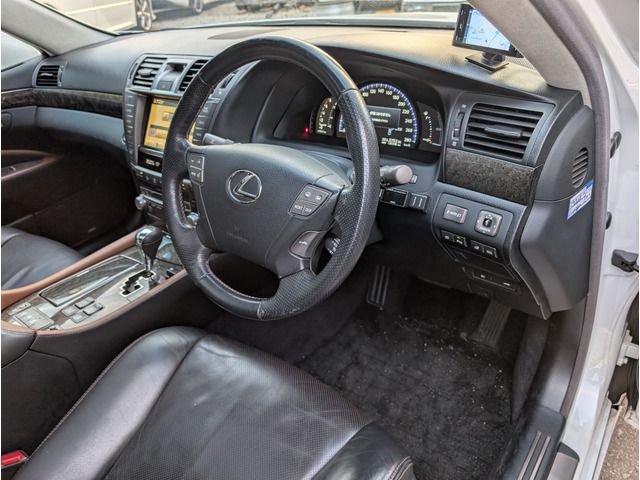 TOYOTA LEXUS LS460 2009 Image 31