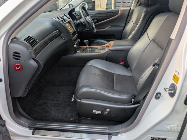TOYOTA LEXUS LS460 2009 Image 31