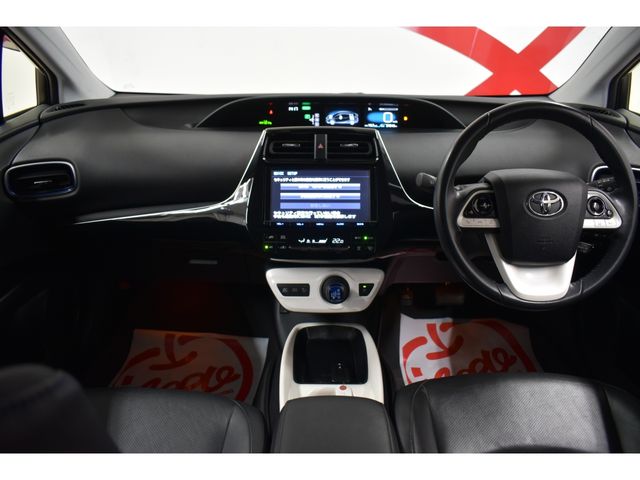 TOYOTA PRIUS 4WD 2017 Image 31