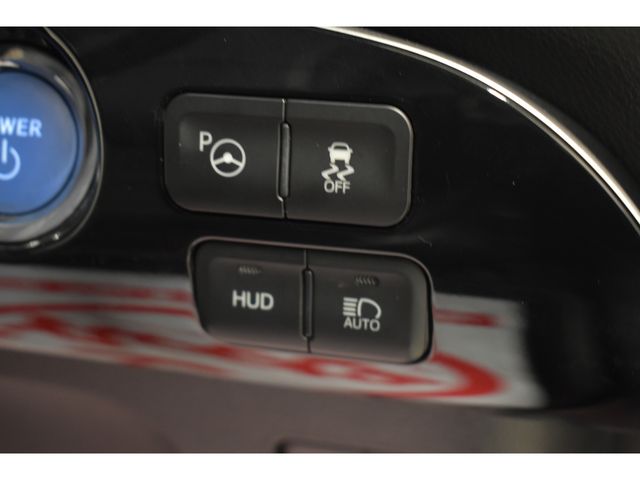 TOYOTA PRIUS 4WD 2017 Image 31