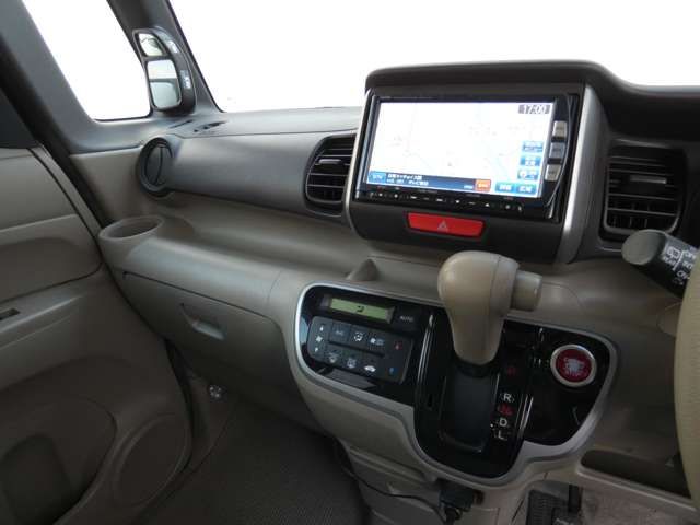 HONDA N BOX 2012 Image 31