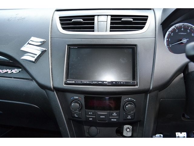 SUZUKI SWIFT 2012 Image 31