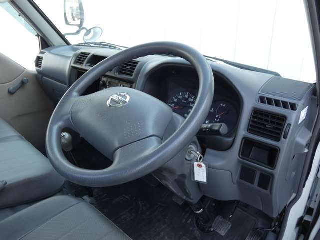 NISSAN VANETTE TRUCK 2WD 2004 Image 31