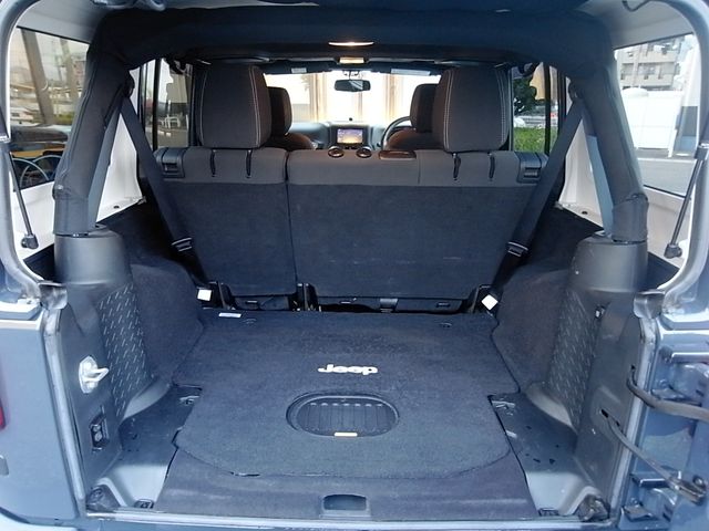 JEEP WRANGLER UNLIMI 2017 Image 31