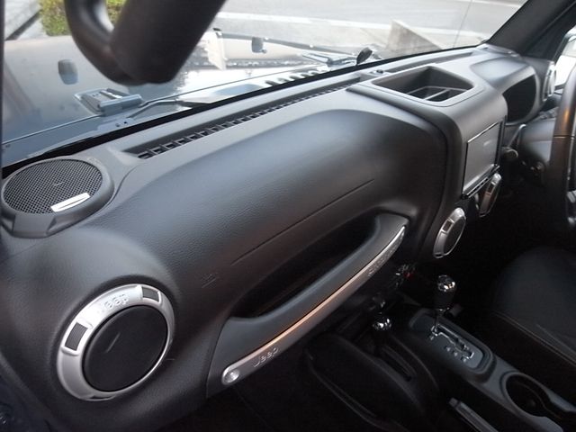 JEEP WRANGLER UNLIMI 2017 Image 31