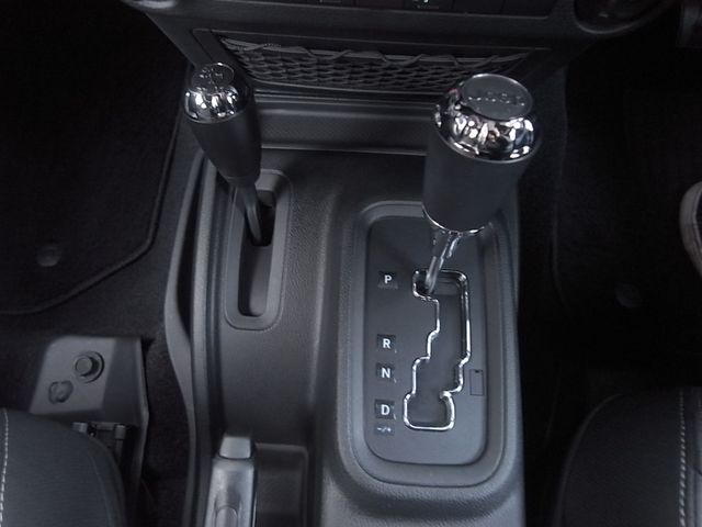 JEEP WRANGLER UNLIMI 2017 Image 31