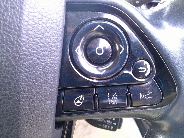 TOYOTA PRIUS PHV 2018 Image 31