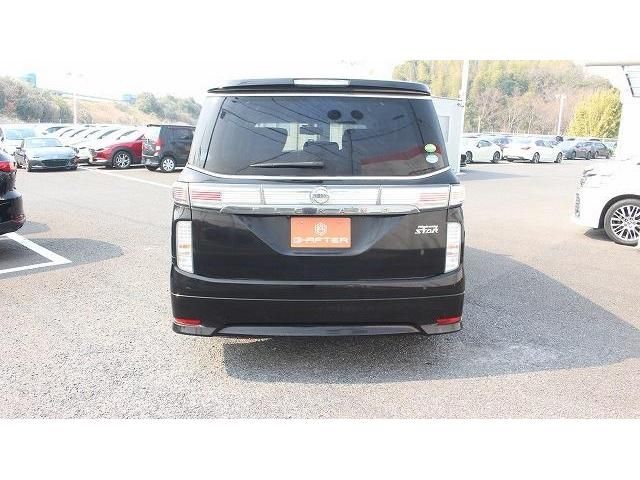 NISSAN ELGRAND 2015 Image 31