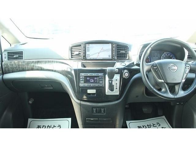 NISSAN ELGRAND 2015 Image 31