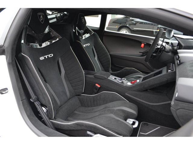 LAMBORGHINI HURACAN 2022 Image 31