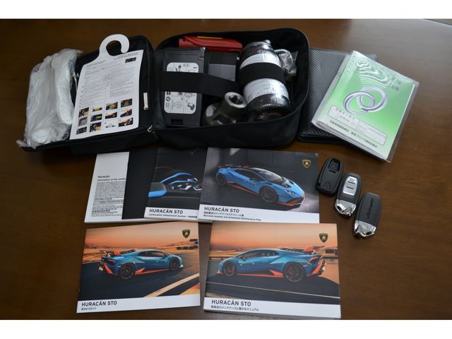 LAMBORGHINI HURACAN 2022 Image 31