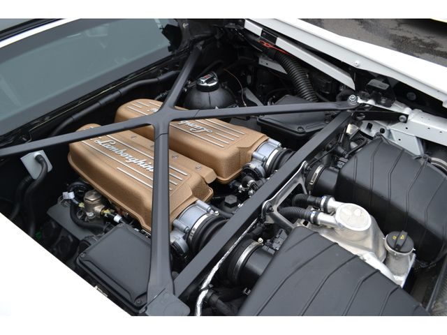 LAMBORGHINI HURACAN 2022 Image 31