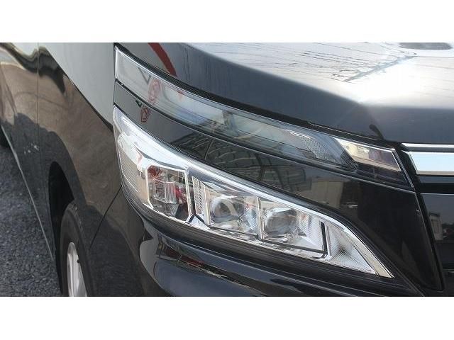 TOYOTA VOXY 2017 Image 31