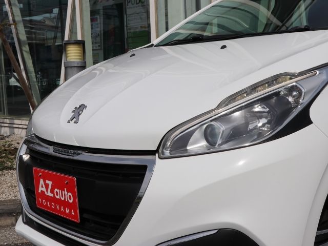 PEUGEOT 208 2016 Image 31