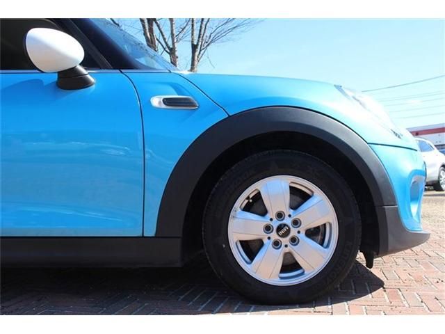 BMW MINI COOPER 5DOO 2017 Image 31