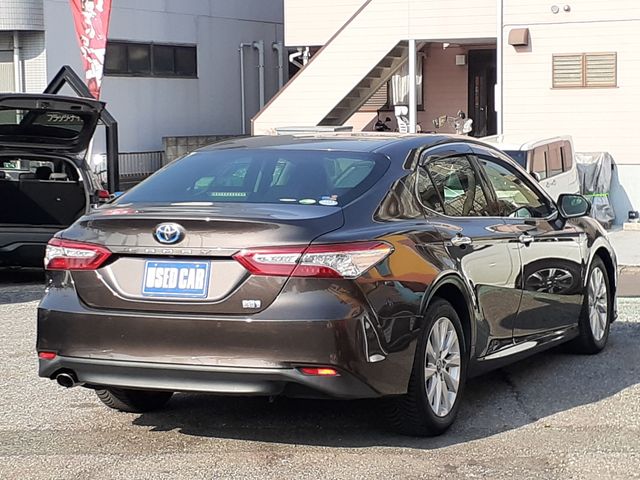TOYOTA CAMRY HYBRID 2018 Image 31