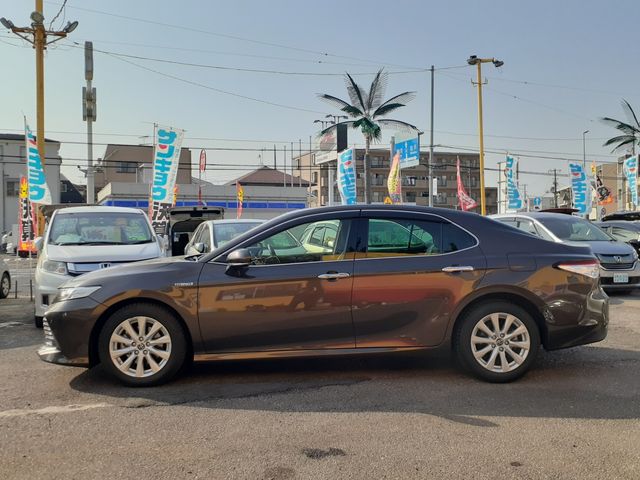 TOYOTA CAMRY HYBRID 2018 Image 31