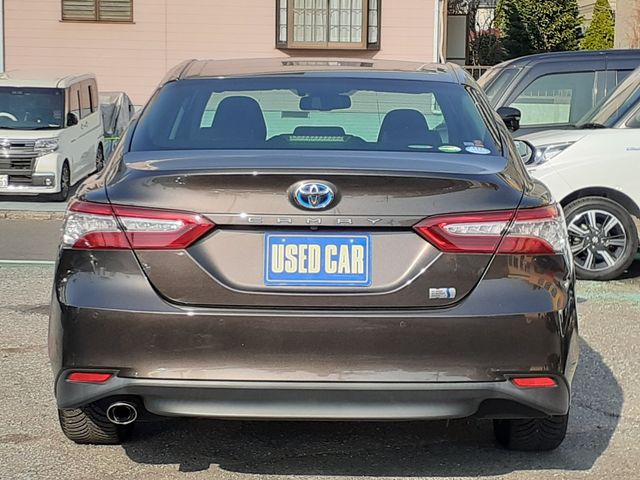 TOYOTA CAMRY HYBRID 2018 Image 31