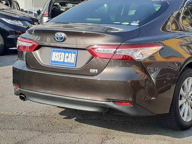 TOYOTA CAMRY HYBRID 2018 Image 31