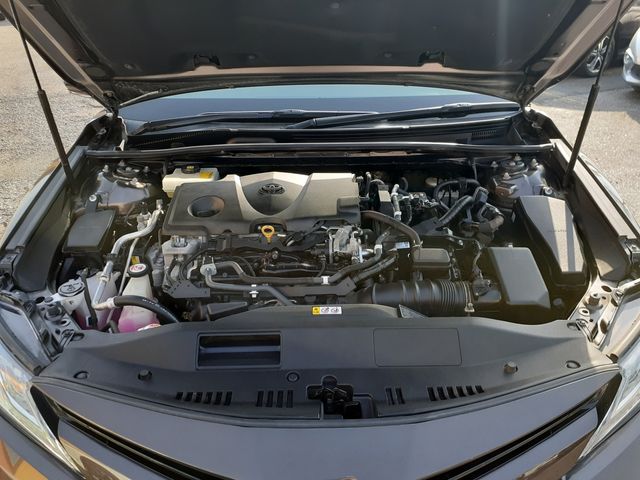 TOYOTA CAMRY HYBRID 2018 Image 31
