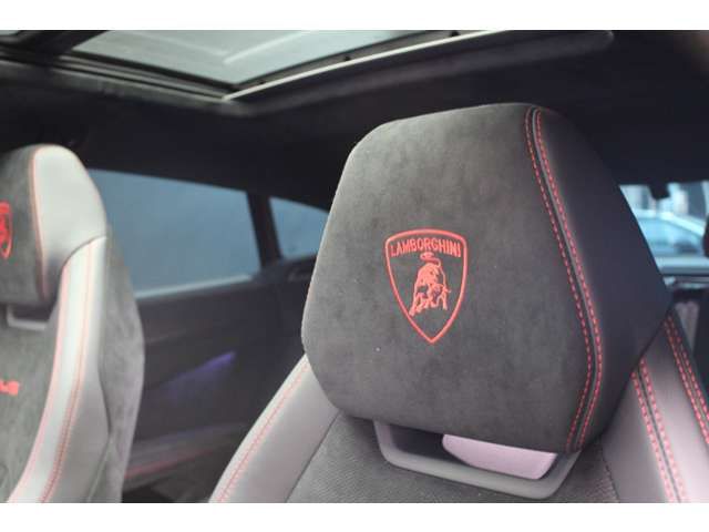 LAMBORGHINI URUS 2024 Image 31