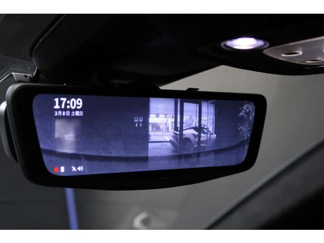 LAMBORGHINI URUS 2024 Image 31