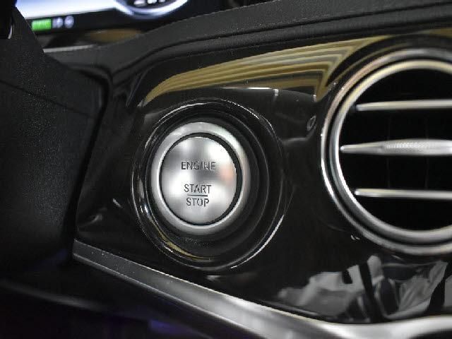 MERCEDES BENZ S CLAS 2015 Image 31