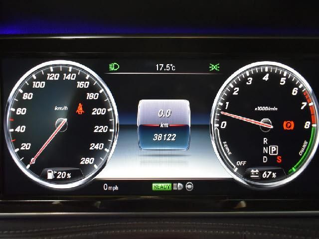 MERCEDES BENZ S CLAS 2015 Image 31