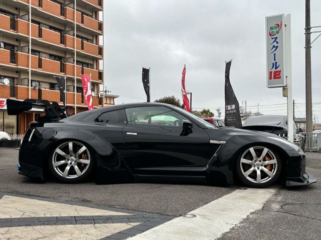 NISSAN GT-R 2008 Image 31