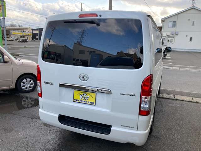 TOYOTA HIACE VAN 4WD 2020 Image 31