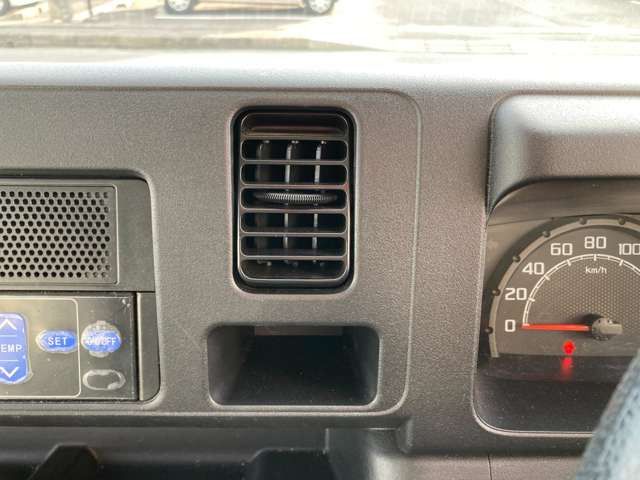 DAIHATSU HIJET TRUCK 4WD 2019 Image 31