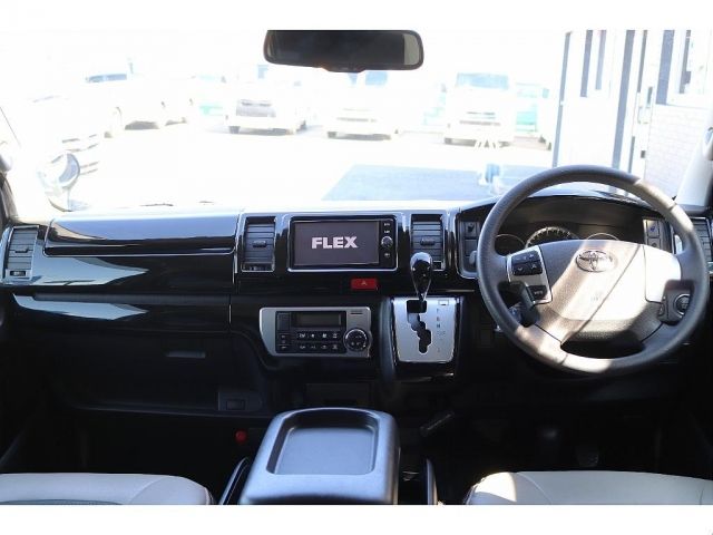 TOYOTA HIACE VAN 2WD 2017 Image 31