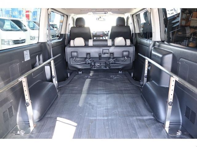 TOYOTA HIACE VAN 2WD 2017 Image 31