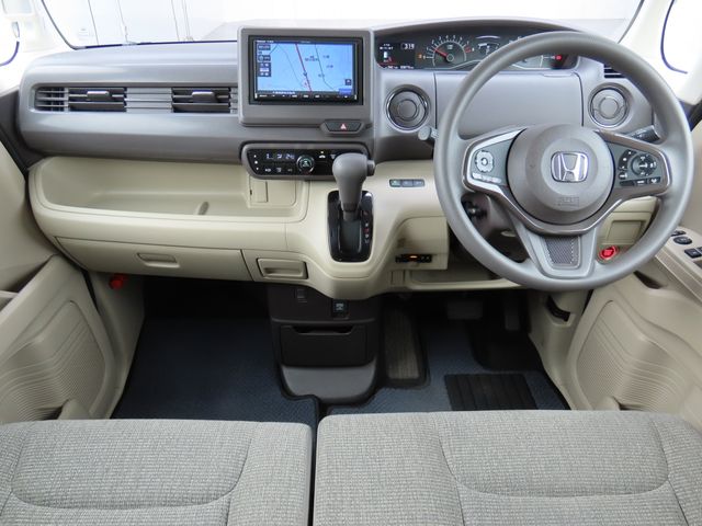 HONDA N BOX 2020 Image 31