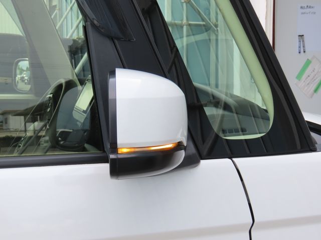 HONDA N BOX 2020 Image 31