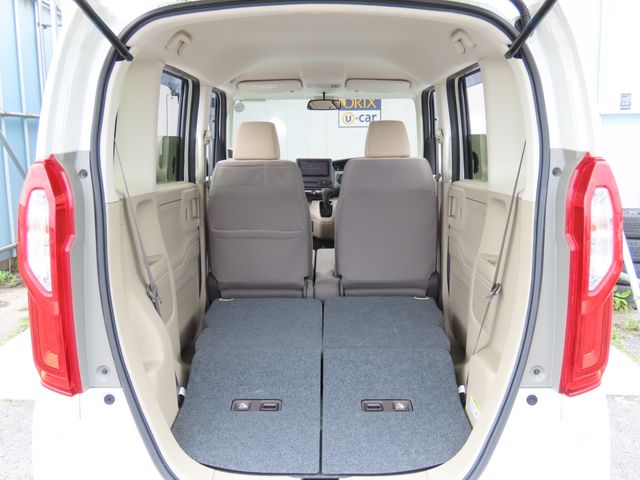 HONDA N BOX 2020 Image 31