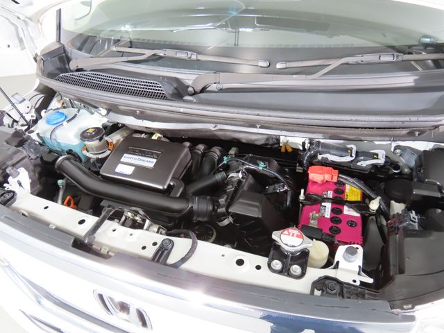 HONDA N BOX 2020 Image 31