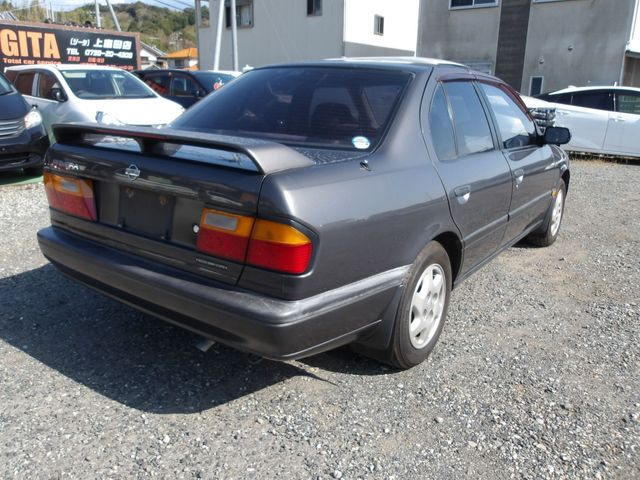 NISSAN PRIMERA 1993 Image 31