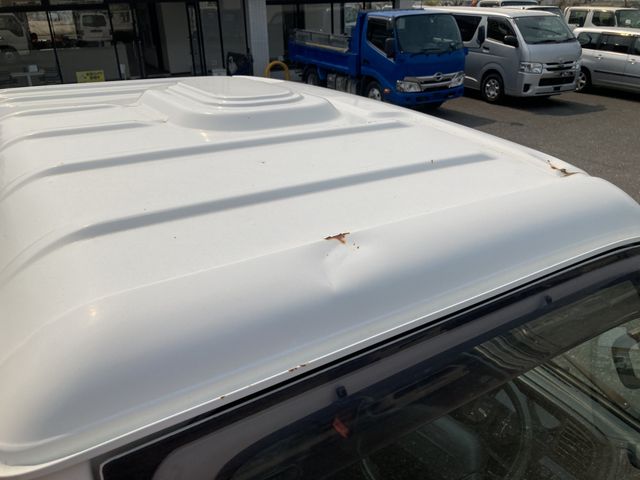 ISUZU ELF 2007 Image 31