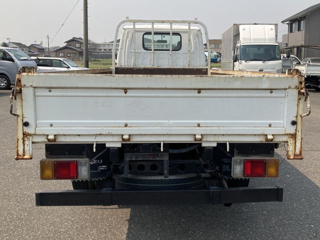 ISUZU ELF 2007 Image 31