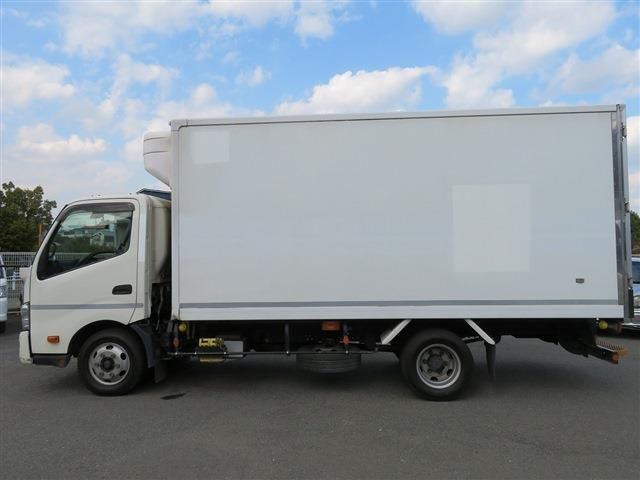 HINO DUTRO 2018 Image 31