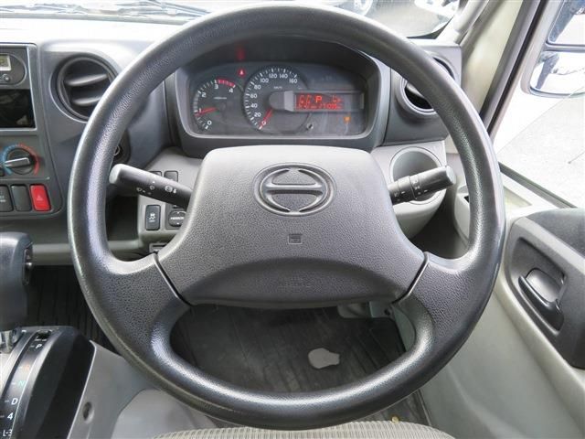 HINO DUTRO 2018 Image 31