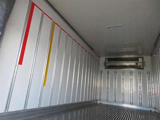 HINO DUTRO 2018 Image 31