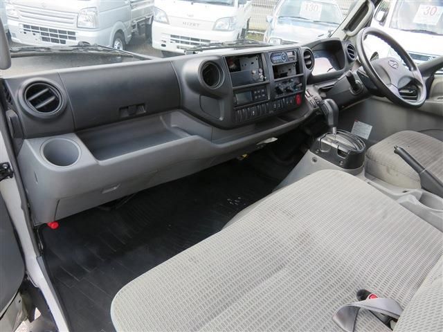 HINO DUTRO 2018 Image 31