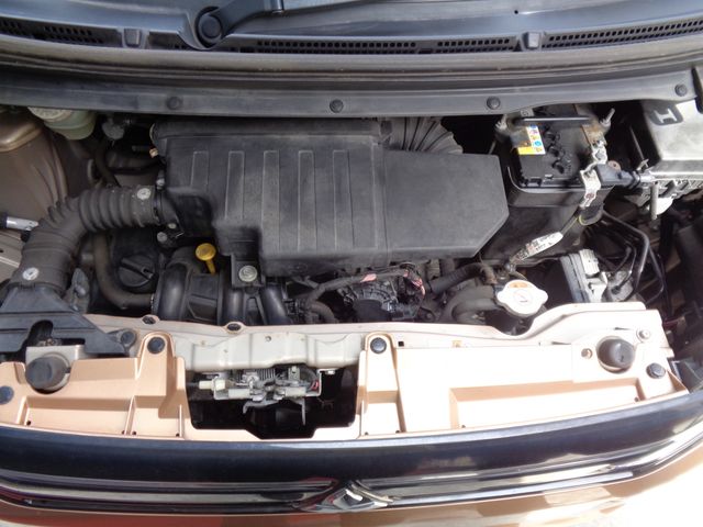 MITSUBISHI EK SPACE 2016 Image 31