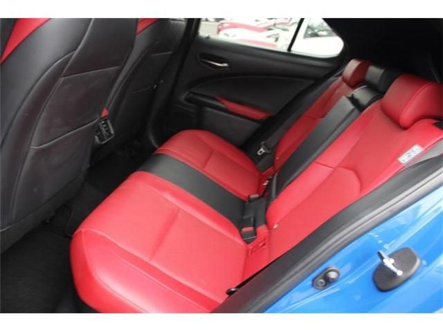 TOYOTA LEXUS UX250H 2019 Image 31