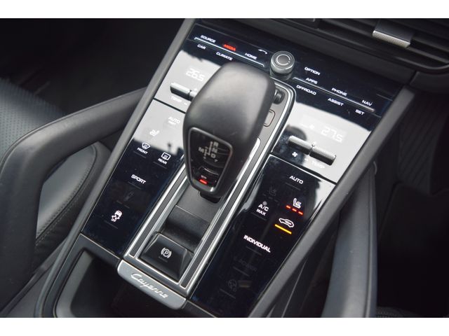 PORSCHE CAYENNE 2018 Image 31